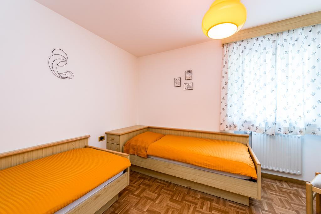 Appartamenti Cesa Crepa Neigra Canazei Exterior photo
