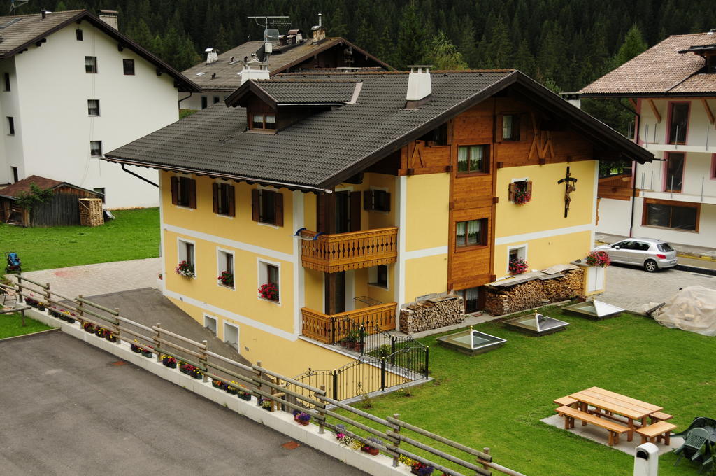 Appartamenti Cesa Crepa Neigra Canazei Exterior photo
