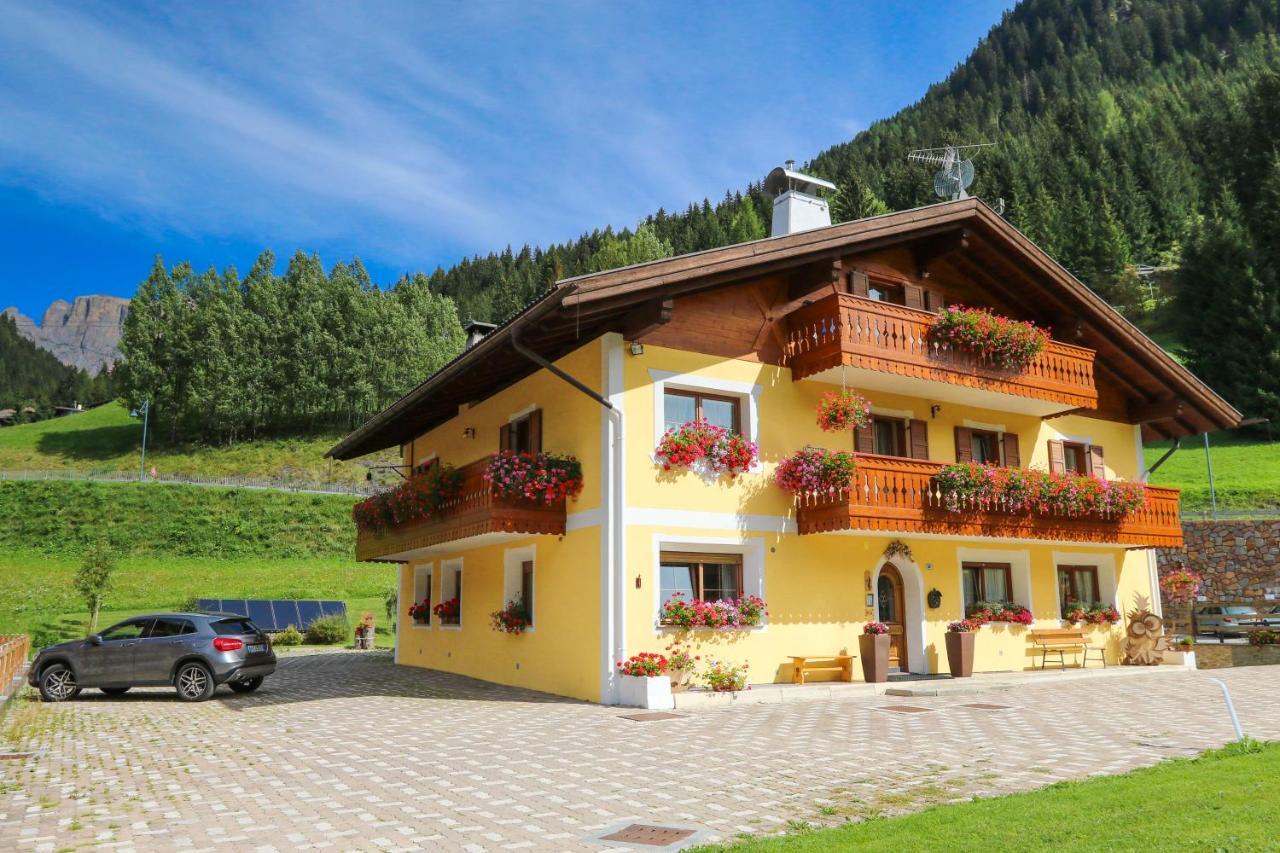 Appartamenti Cesa Crepa Neigra Canazei Exterior photo
